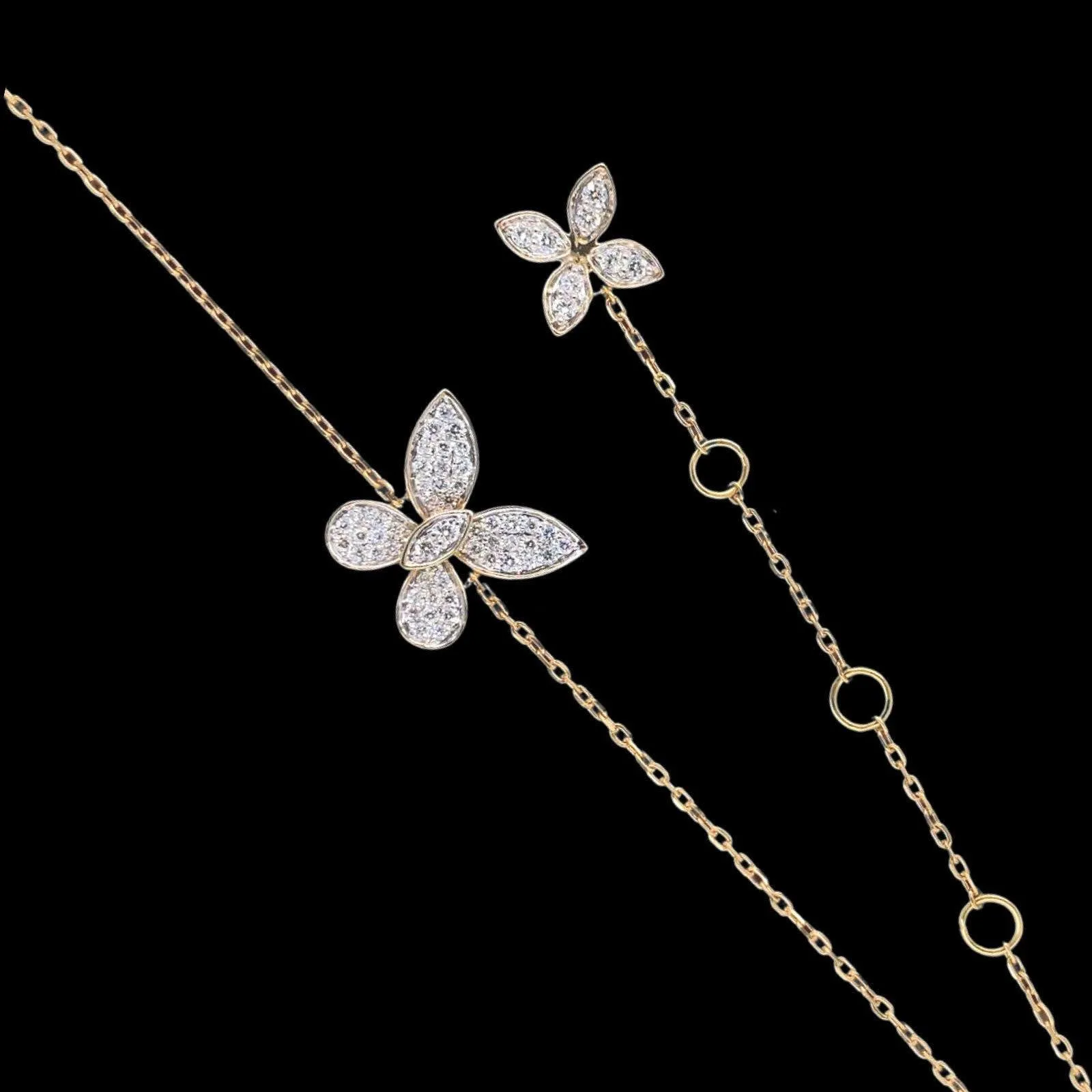 #LVNA2024 | Golden Twin Butterfly Diamond Bracelet 18kt